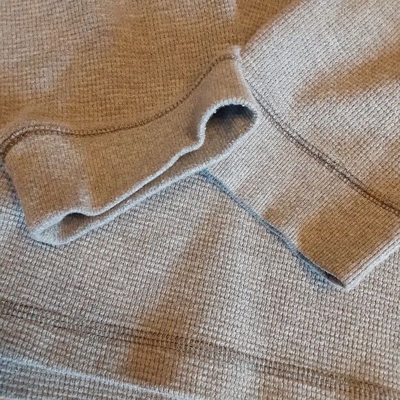 EDDIE BAUER THERMAL WAFFLE KNIT HENLEY in Light Heather Gray MENS SIZE 2XL. - Picture 11 of 13